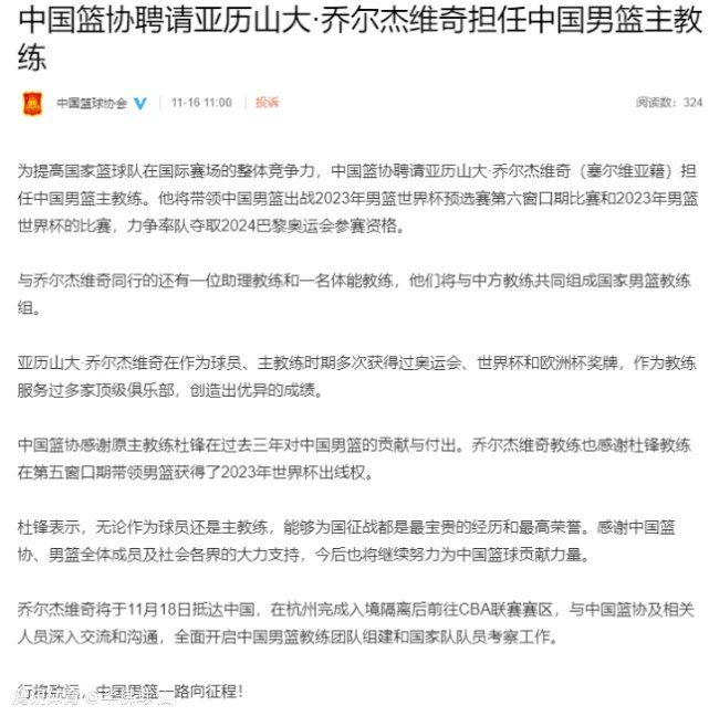 顾晓月（刘晓晔 饰）是一位画家，颠末艺术陶冶的心灵非分特别的仁慈和浑厚。一次偶尔中，她捡到了一只流离金毛犬，不忍心看到狗狗漂泊陌头伶丁无依，顾晓月决议收养它成为它的主人，并给它取名哈林。刚起头，哈林的身体很是的衰弱，所幸有宠物病院的李大夫（纪帅 饰）的精心医治，垂垂的，哈林恢复了健康而又活跃的赋性。伶俐的哈林学会了良多良多的适用技术，更曾勇敢的和小偷斗智斗勇。一场不测中，哈林误打误撞的吞下了偷盗头子基德（张山 饰）挖空心思才偷到的钻石，这让哈林成了基德的重点方针，基德想要杀失落哈林，取回钻石。